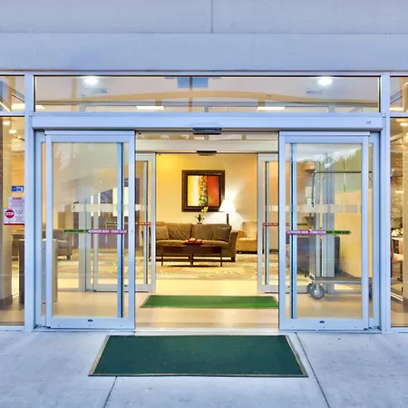 Wyndham Garden Dover-3