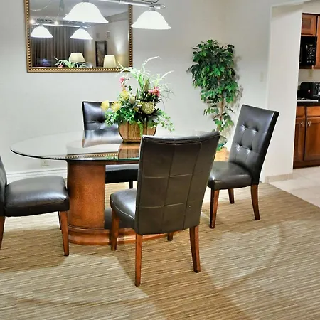 Ramada By Wyndham Jacksonville Hotel & Conference Center-3