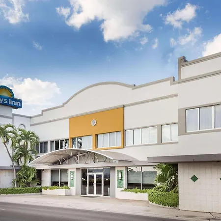 Days Inn By Wyndham Miami Airport North-2