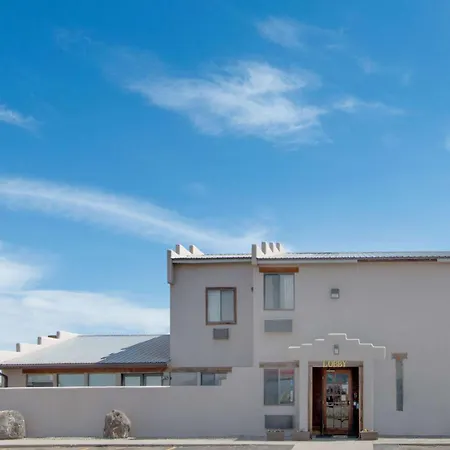 Super 8 By Wyndham Taos-3