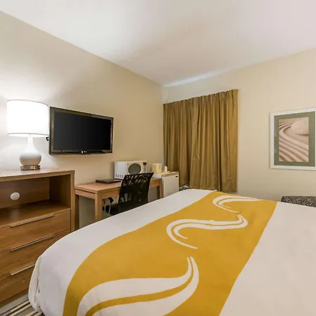 Quality Inn Michigan City South-3