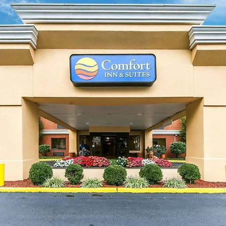 Best Western Plus Cleveland Inn & Suites-2