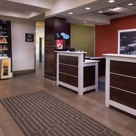 Hampton Inn Laplace-2