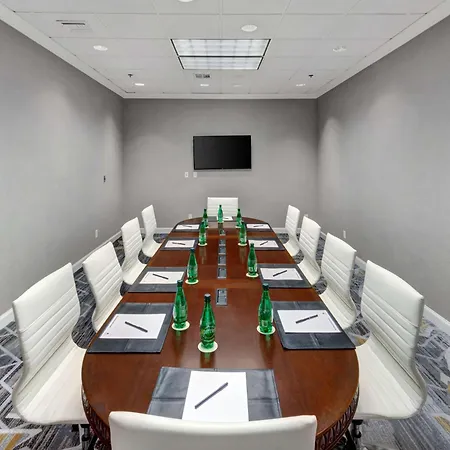 Doubletree By Hilton Wichita Airport-2