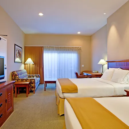 Holiday Inn Express Hotel & Suites Ventura Harbor By Ihg-2