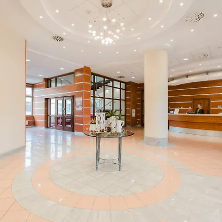 Qubus Hotel Glogow-2