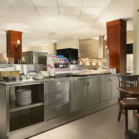 Travelodge By Wyndham Strathmore-3