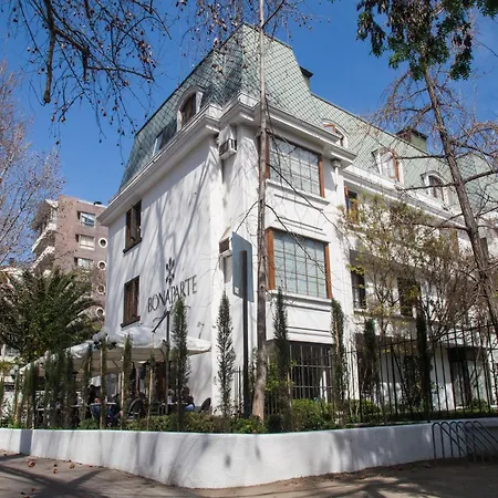 Park Plaza Bonaparte Boutique-2