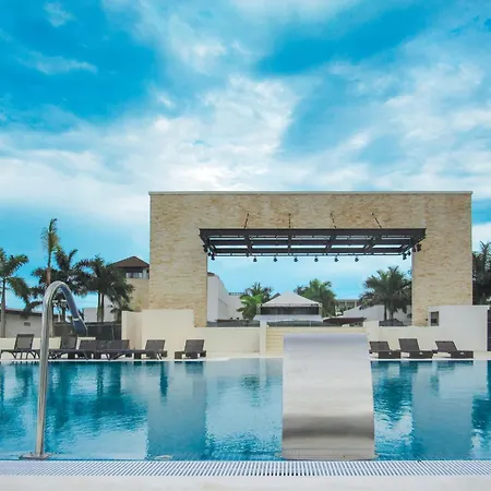Royalton Blue Waters Montego Bay, An Autograph Collection All-Inclusive Resort-2