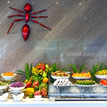 Queen Ann Nha Trang Hotel-2