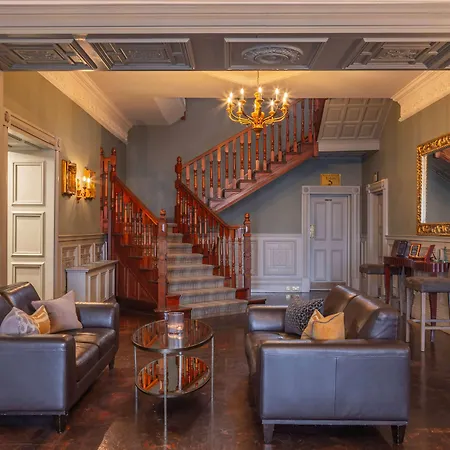 Bunratty Castle Hotel & Leisure Club, BW Premier Collection-2
