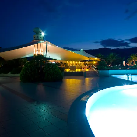 Presa Di Finica Hotel & Suites-3