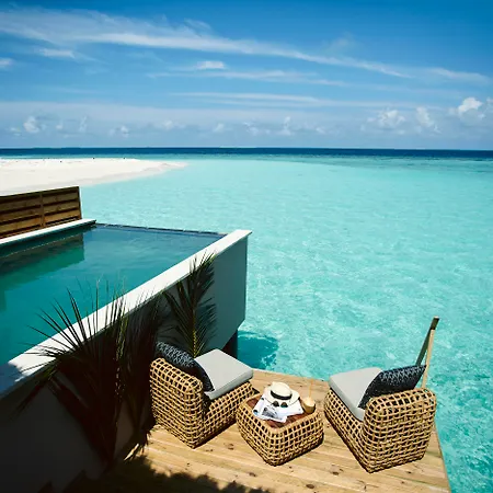 Kudafushi Resort & Spa-3