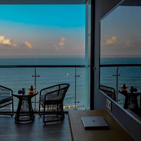 Prince Hotel Da Nang-2