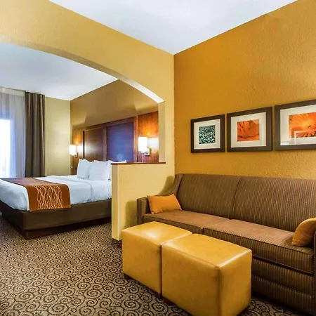 Comfort Suites Ramsey-3