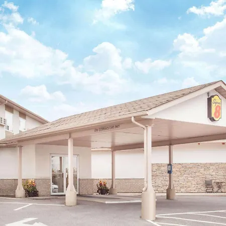 Super 8 By Wyndham Kenora-2