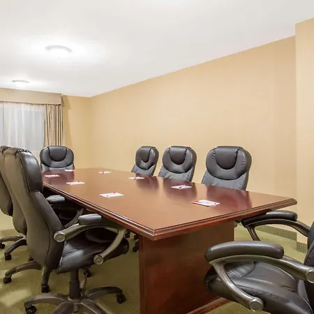 Ramada By Wyndham Williams Lake-3