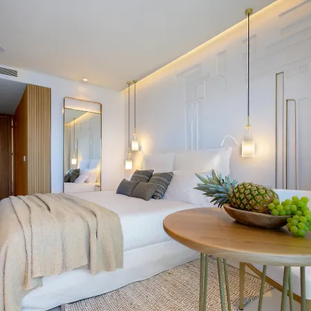 The Island Concept Luxury Boutique Hotel Heated Pool-3