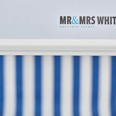 Mr And Mrs White Tinos-3