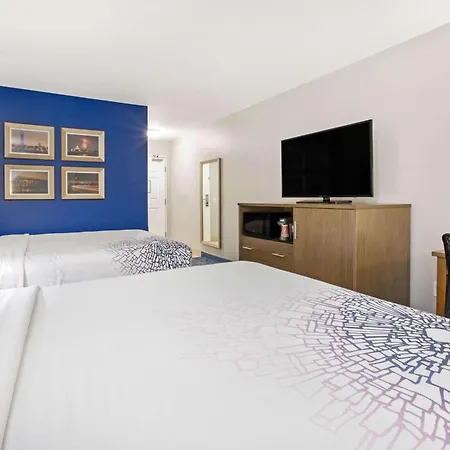 La Quinta By Wyndham Ne Long Beach/Cypress-2