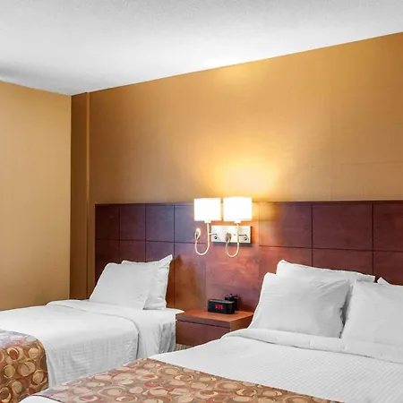 Quality Hotel & Suites-3