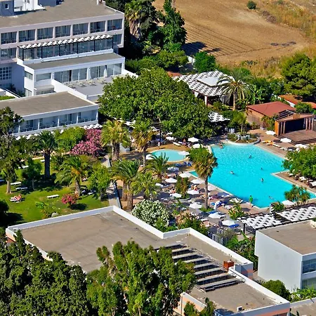 Sun Palace Hotel Resort & Spa-3