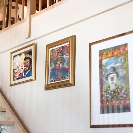 Moonglow Guesthouse-2
