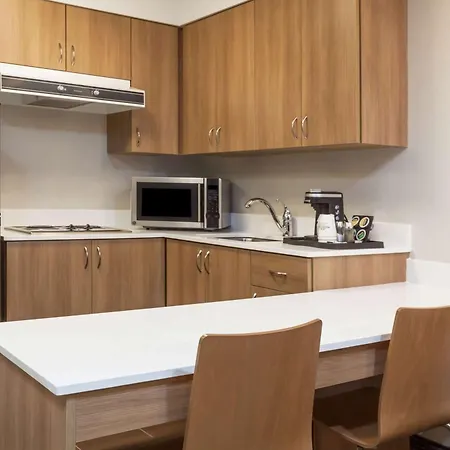 Microtel Casselman-2