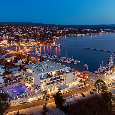Luxury Hotel Riva-2