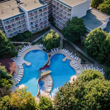 Vita Park Hotel & Aqua Park-3