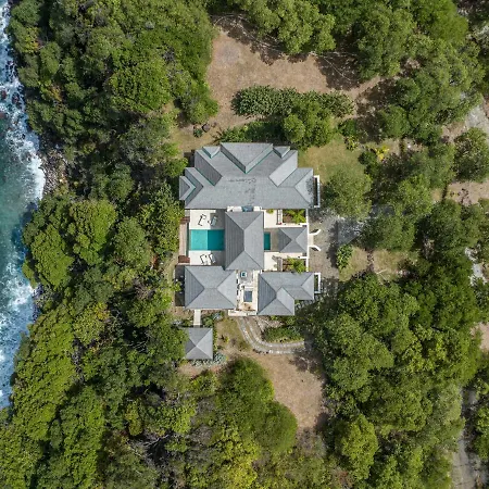 The Liming Bequia-2