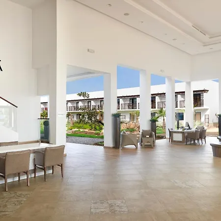 Melia Llana Beach Resort & Spa (Adults Only)-3