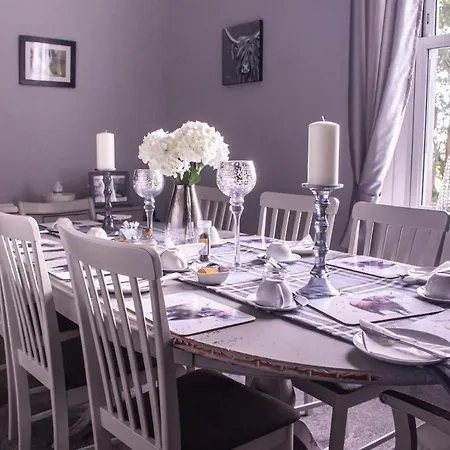 Balyett Farmhouse B&B-3
