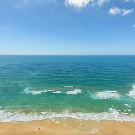 Meriton Suites Surfers Paradise-3