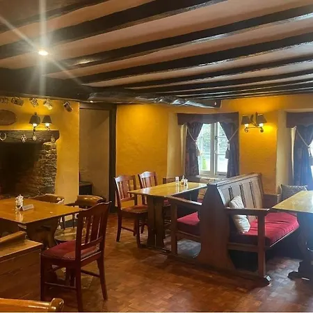 The Hoops Inn & Country Hotel-2