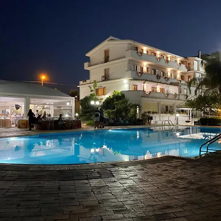 Hotel Il Corsaro-2