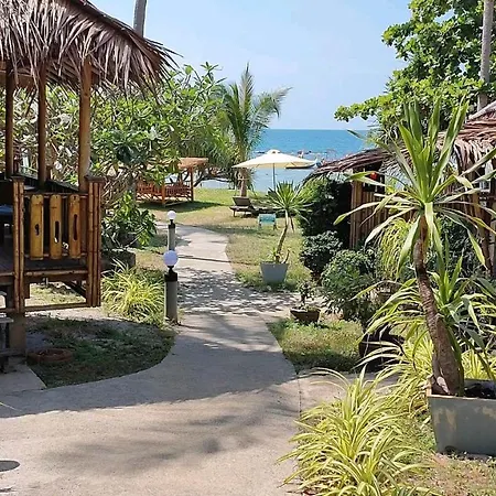 Lazy Days Bungalows-2