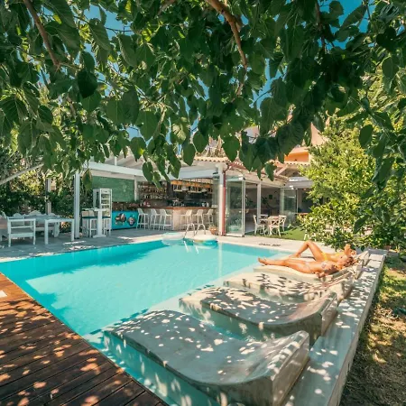 Georgia'S Garden By Omilos Hotels-3