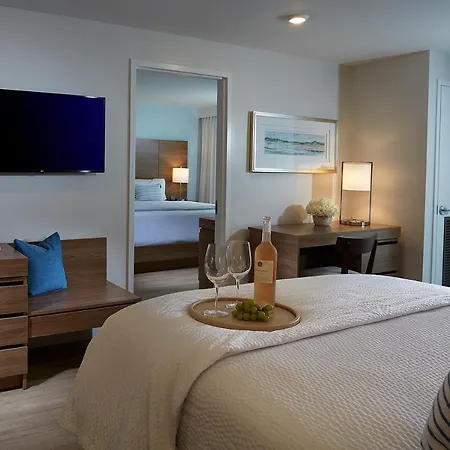 The Pointe Hotel-2