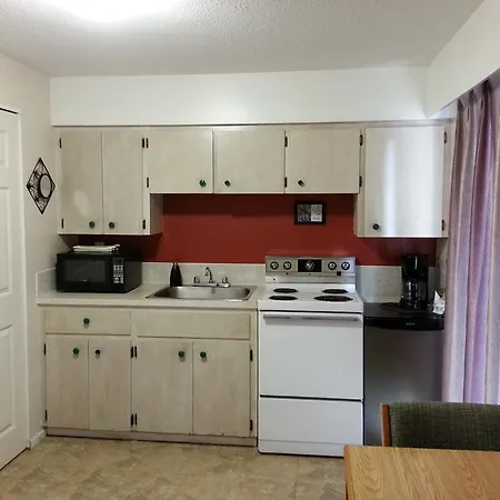 Edgewater Motel-2