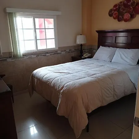 Suites Leon Rojo-2