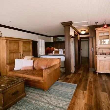 Nick'S Cove-2