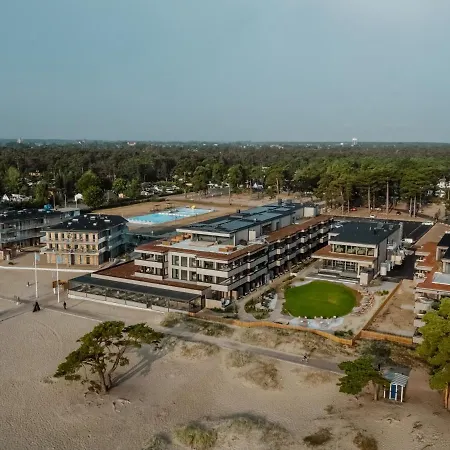 Ahus Seaside-3