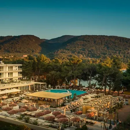Places Hvar Hotel By Valamar-3