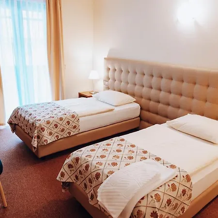 Hotel Hvala Superior - Topli Val-3