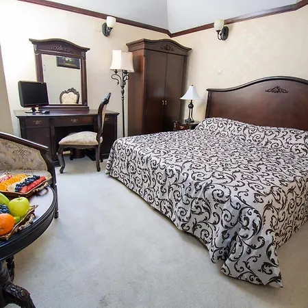 Hotel Carol-2