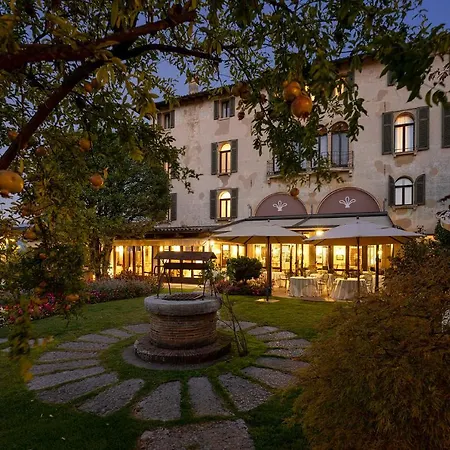 Hotel Villa Cipriani-3