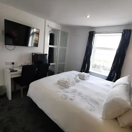 The Kerswell Hotel Sea Front-3