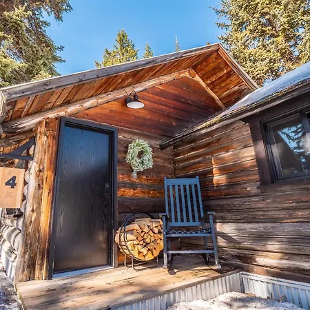 Chute Lake Lodge-2