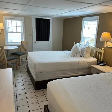 The Admiral Hotel/Motel-3